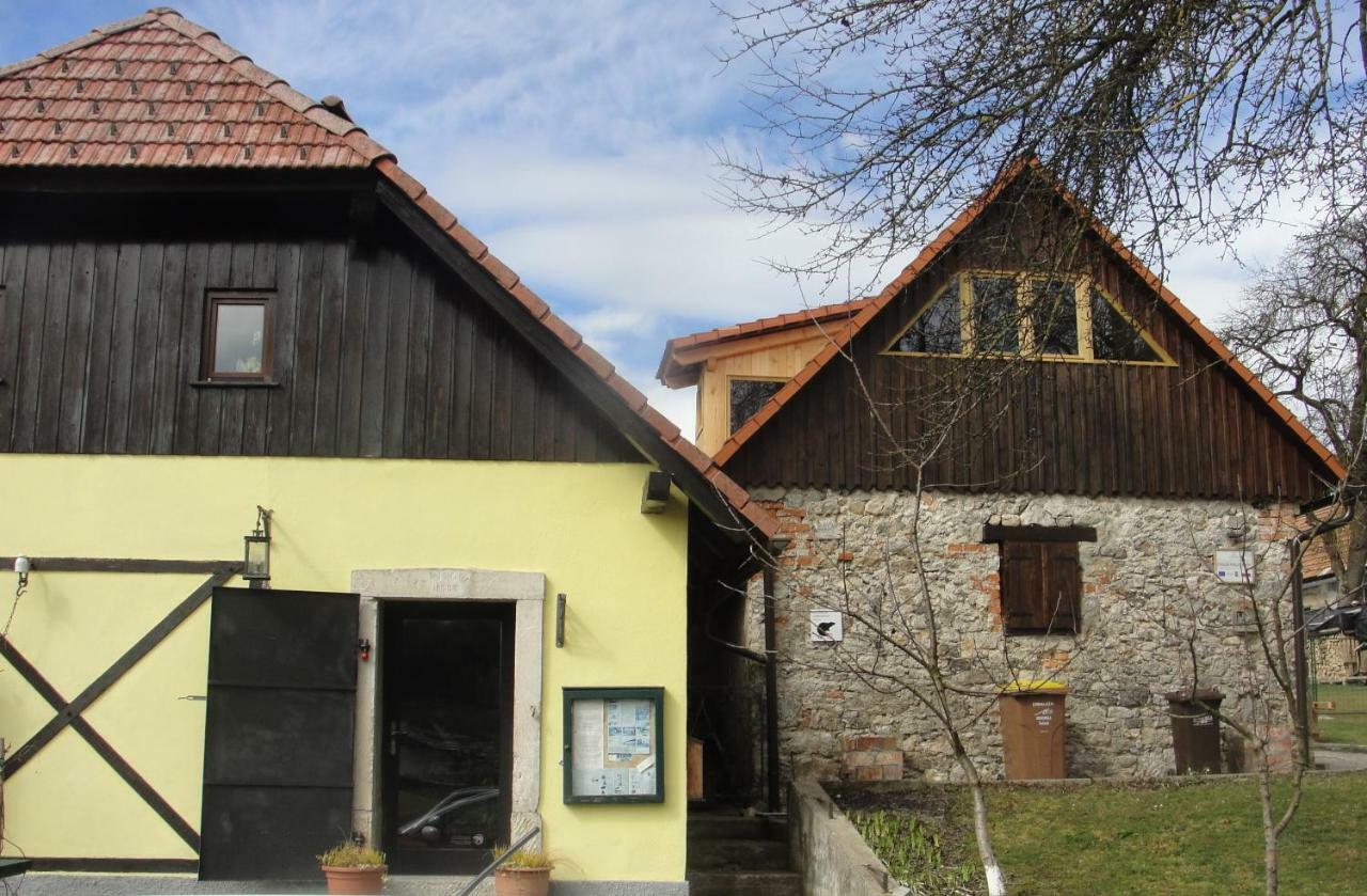 Gostel Koprivnik Pri Kocevju, Kocevski Rog Exteriör bild